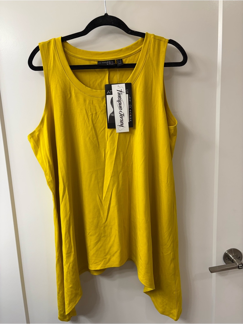 NWT Attitudes by Renee Yellow Finespun Jersey Tank with Dippy Hem SZ 2X